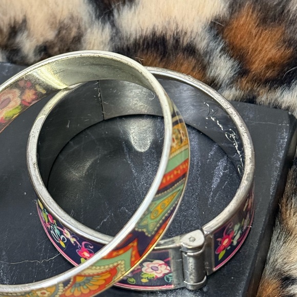 Vera Bradley Floral & Paisley Bangle/Cuff Bracelet Set - Picture 4 of 8